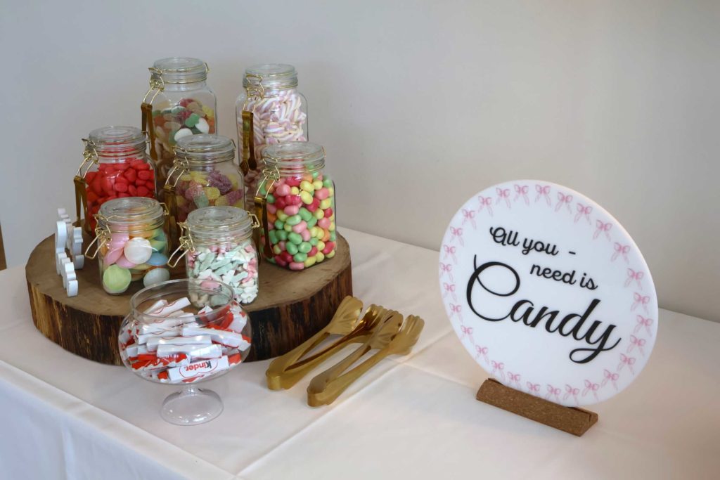 Candybar til konfirmation med diverse slik og chokolade