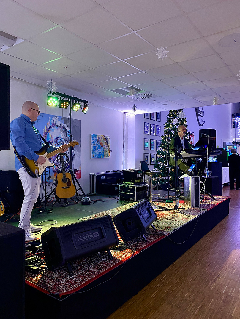 Livemusik og underholdning til Den Store Julefrokost
