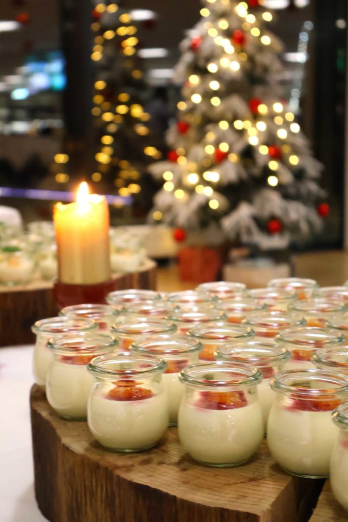 Positionsanrettet desserter til julefrokost hos Esbjerg Konference & Event leveret af Guldager Forsamlingshus