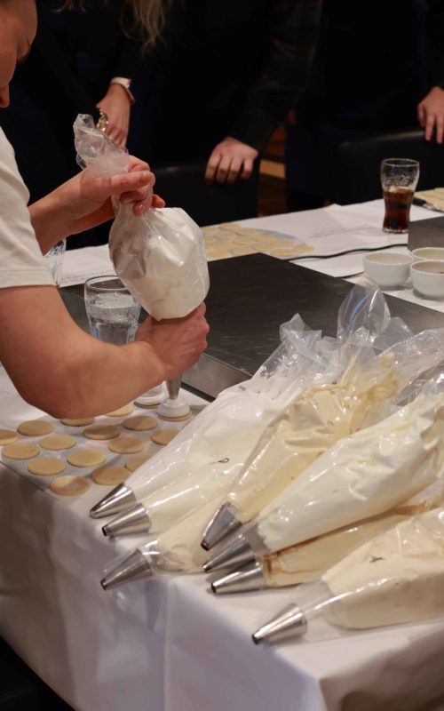 Flødebollekursus som teambuildingaktivitet.