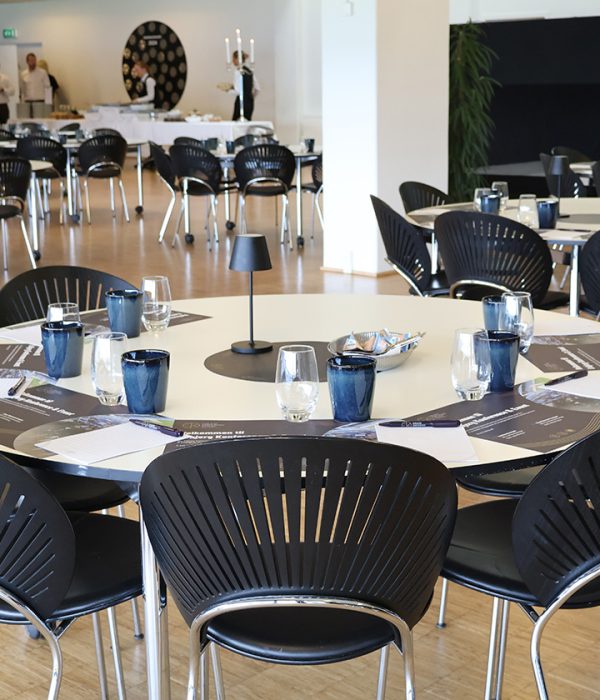 Mødeopdækning i Carlsberg Lounge med spisning