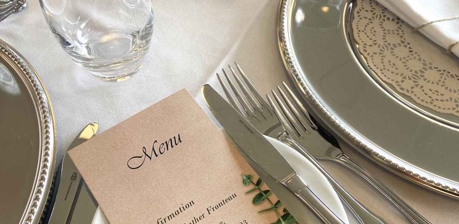 Opdækning til konfirmation i lokale